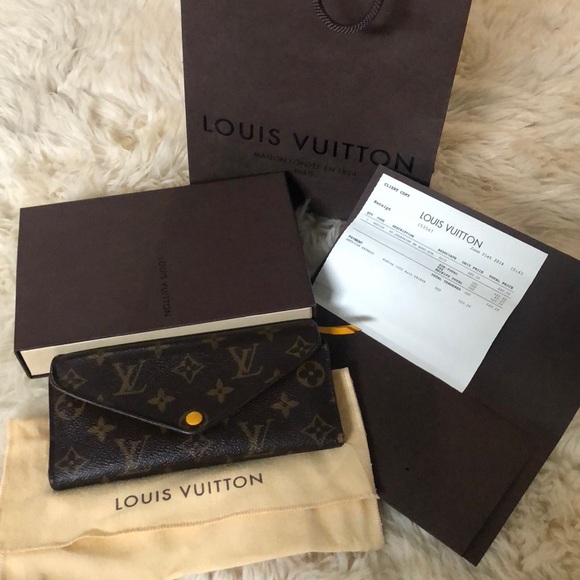 Louis Vuitton Handbags - Louis Vuitton wallet